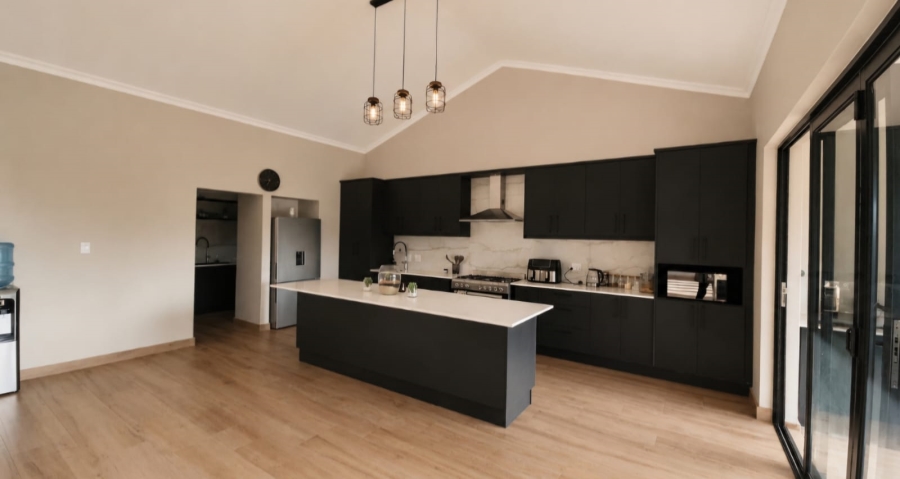 3 Bedroom Property for Sale in Meerhof North West